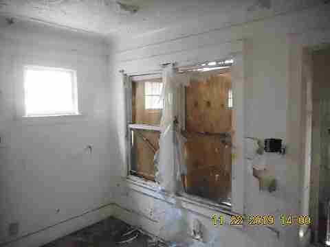 8897 Mendota (20)_m.jpg